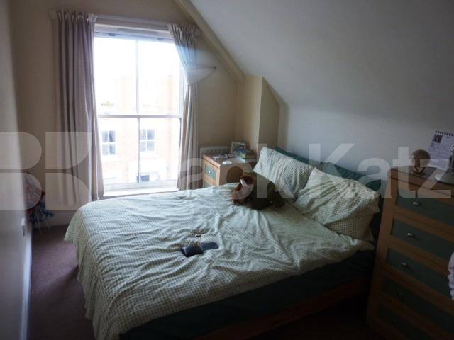 			NEW INSTRUCTION, 2 Bedroom, 1 bath, 1 reception Flat			 Hargrave Road, ARCHWAY